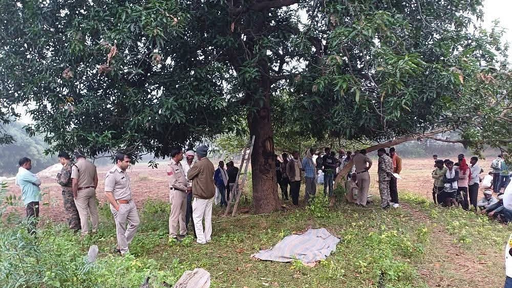 MP News: After Death Of 25-Year-Old Son, Father Hangs Himself From Tree In Chhatarpur