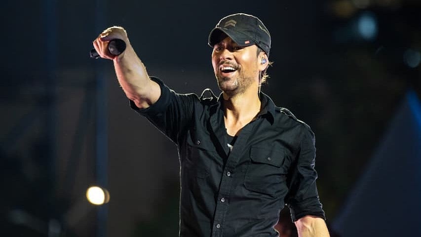 Get ₹7000 Tickets For ₹2000: Here's How You Can Buy Last Minute Passes To Attend Enrique Iglesias Mumbai Concert Today 