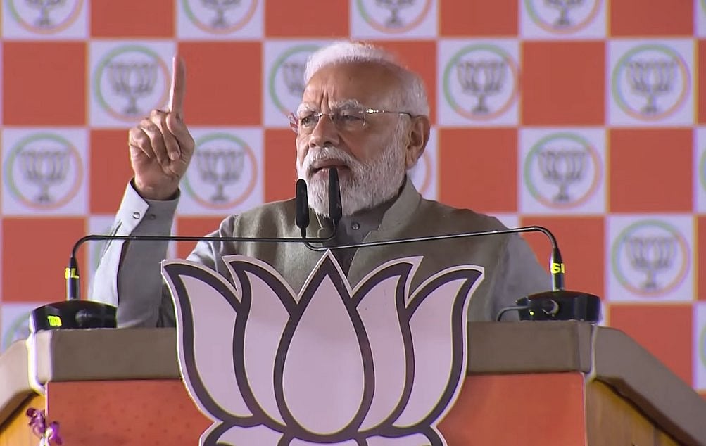 'Those Who Looted Railway...': PM Modi Fires Salvos At Lalu Yadav At Muzaffarpur Rally