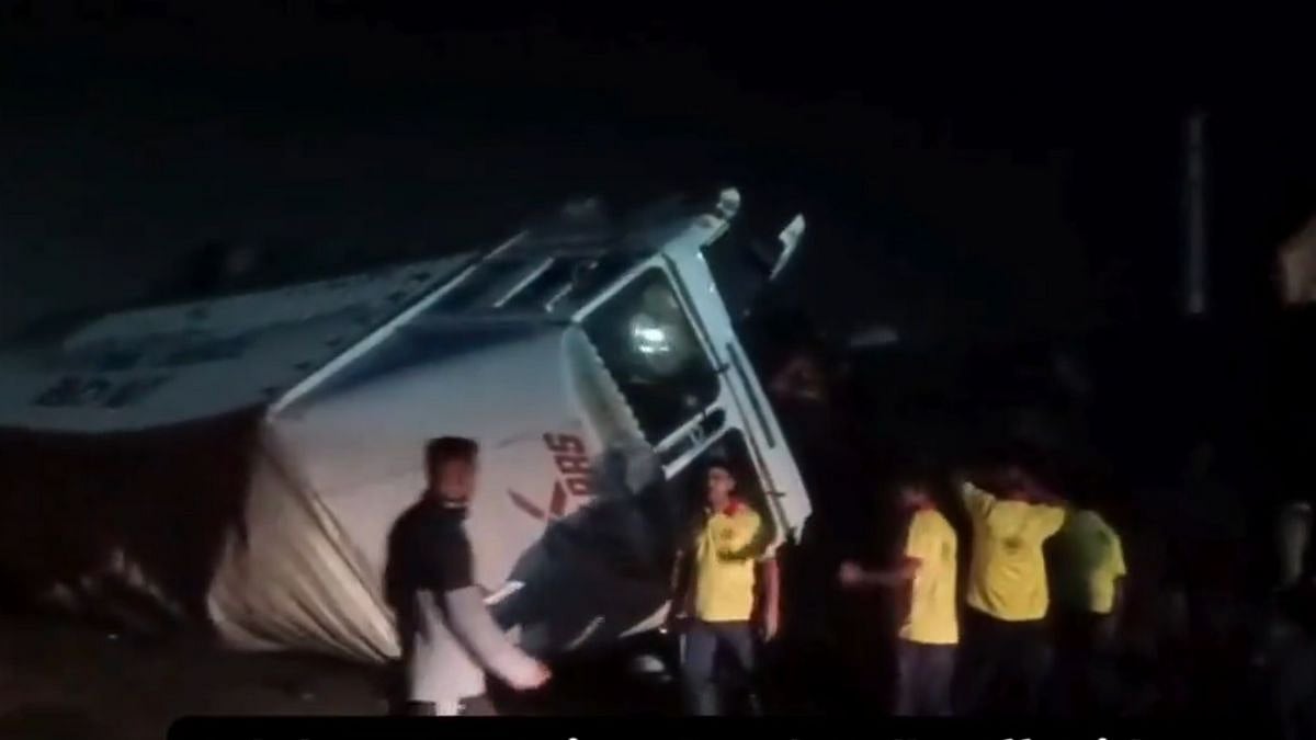 Palghar News: One Woman Killed, 4 Others Injured After Container Truck Falls Off Bridge In...