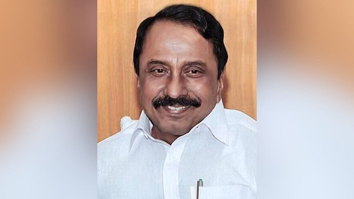 Tamil Nadu News: AIADMK Expels Senior Leader K A Sengottaiyan After He Meets Sasikala, OPS And Dhinakaran; EPS Issues Order
