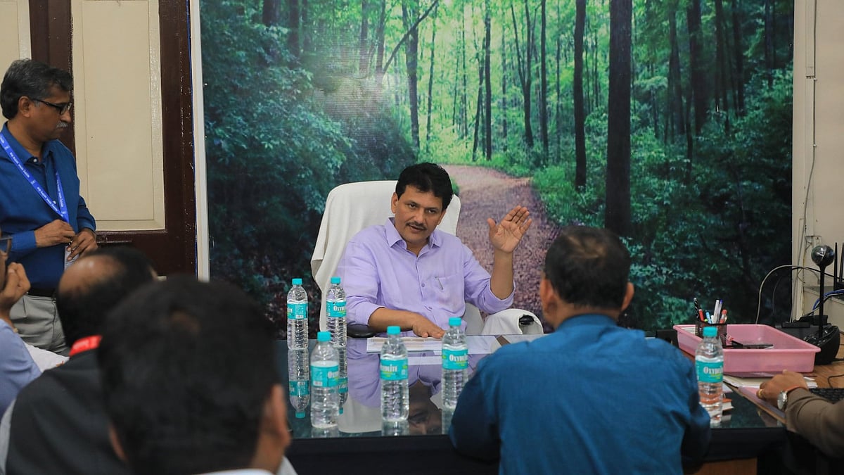 Pune: Health Minister Prakash Abitkar Urges Serum Institute To Lead Cervical Cancer Vaccine Drive