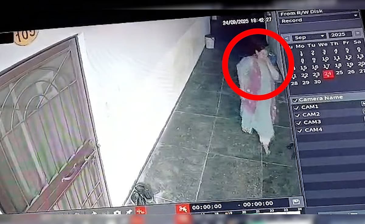 Bhopal News: Notice Pasted On Absconding Woman DSP’s Residence