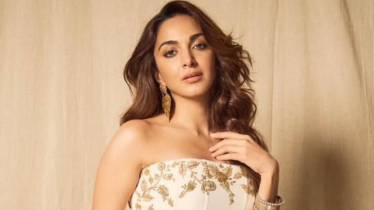 Kiara Advani Signs First Film Post Delivery, To Play Meena Kumari's Role In Kamal Aur Meena: Report