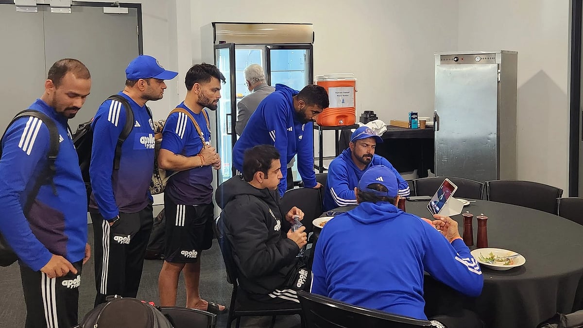 IND W vs SA W, Women’s World Cup Final: Bumrah, Rinku & Gambhir Spotted Watching Match In Hobart; See Pic 