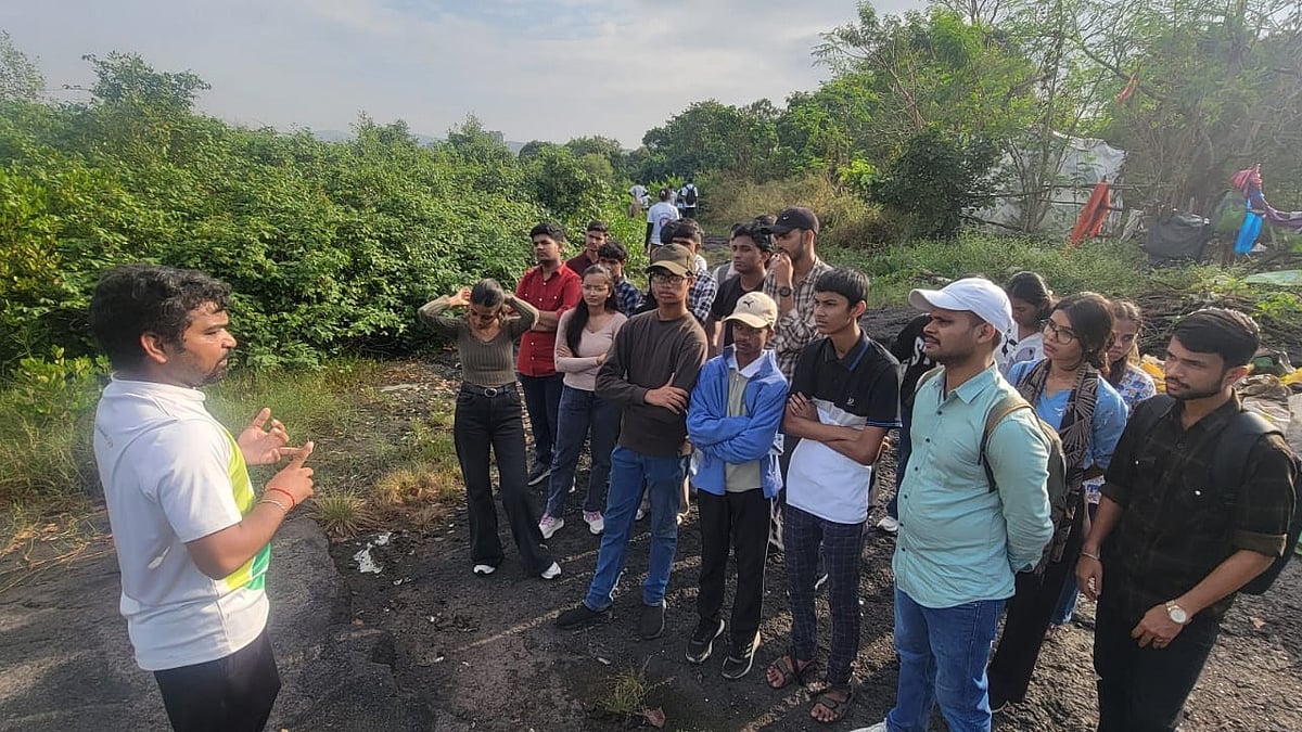 Olive Crown Award Winner Dharmesh Barai Leads Beach & Mangrove Cleanup Drive 