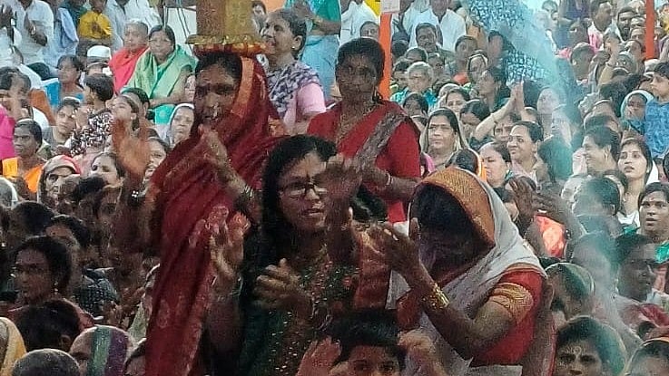 Chhatrapati Sambhajinagar: Over 40,000 Devotees Gather For Kartiki Ekadashi Celebrations In Chota...