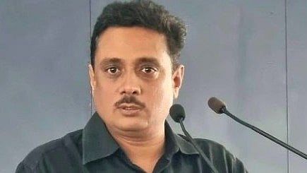 Pune Lawyer Asim Sarode’s Licence Suspended For 3 Months Over Remarks Against Judiciary 