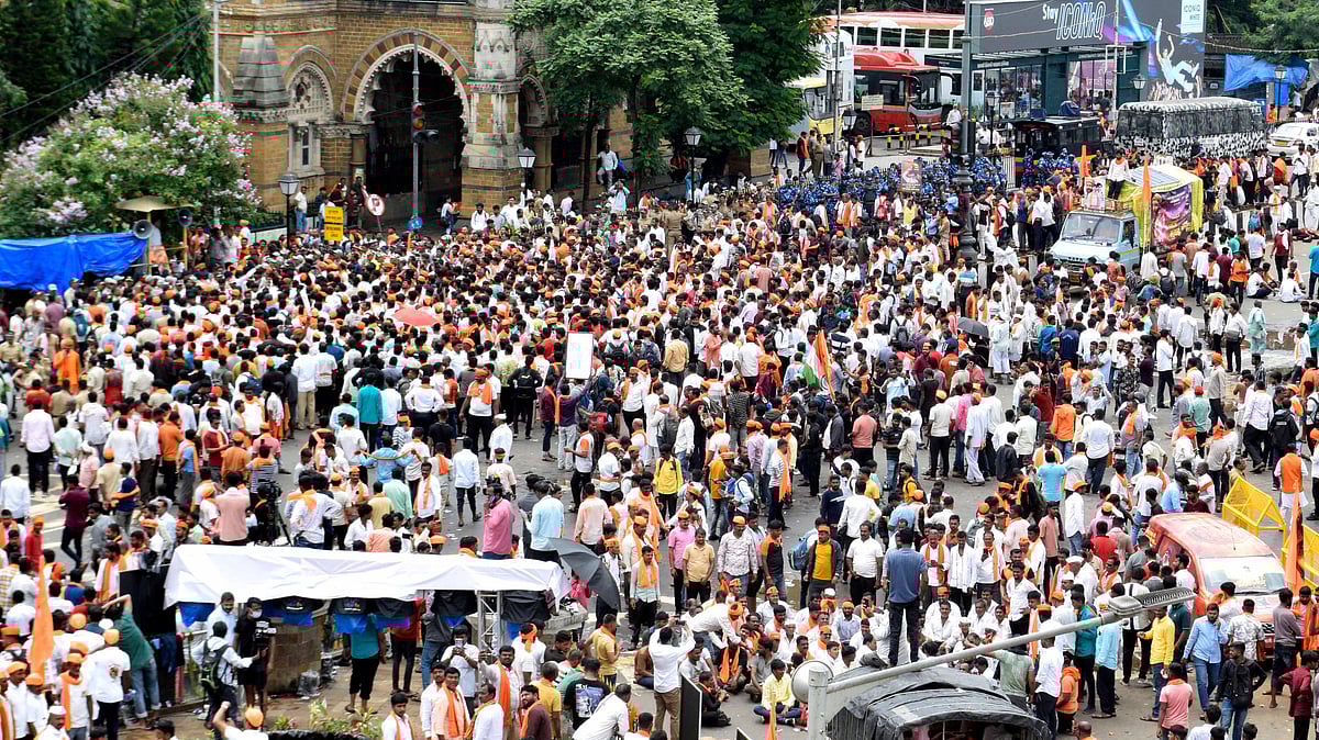 Mass Political Gathering Strains Mumbai Hospitals; Study Highlights Health Risks 