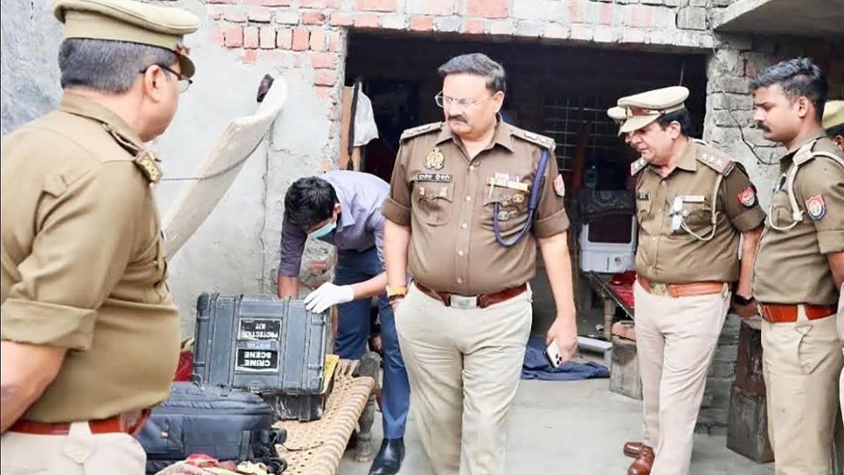 Uttar Pradesh Honour Killing: Shahjahanpur Father Beats 17-Year-Old Daughter To Death For Talking To Boyfriend, Flees Scene 