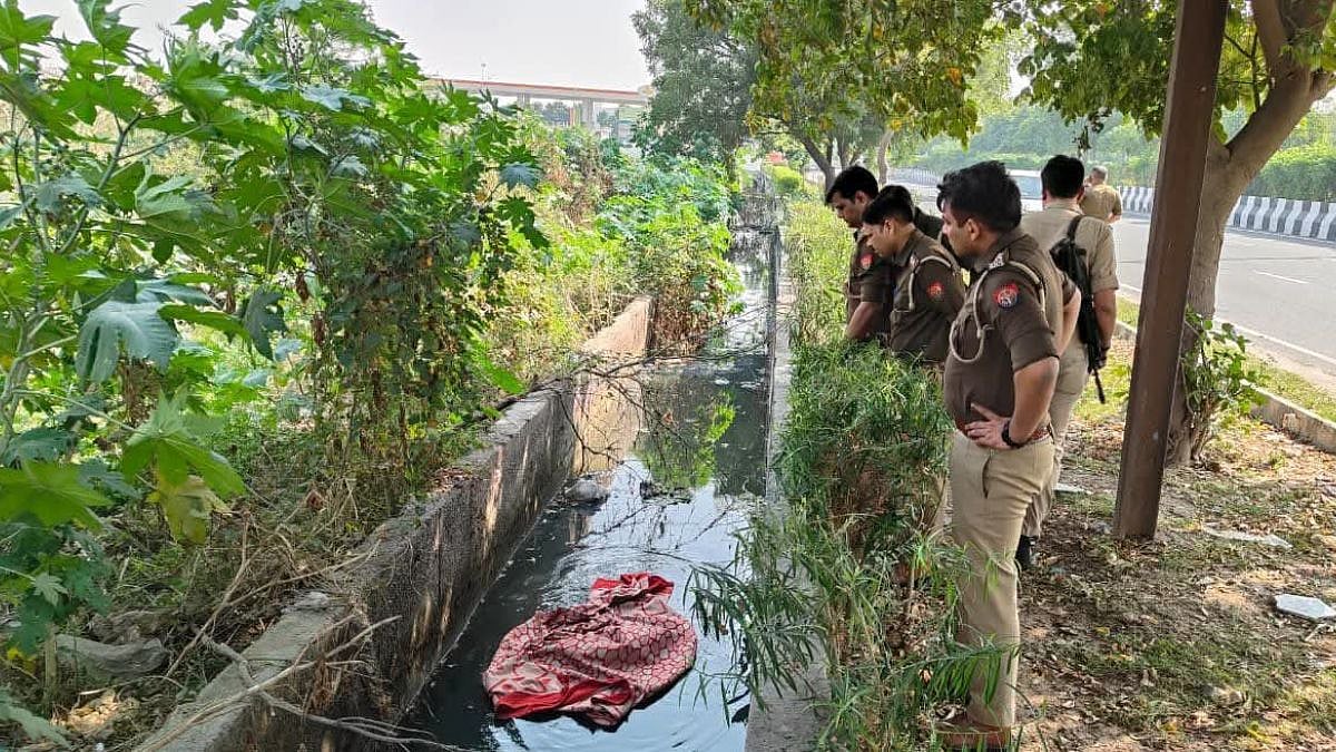 Noida Shocker: Woman's Headless, Naked Body Found In Drain - VIDEO