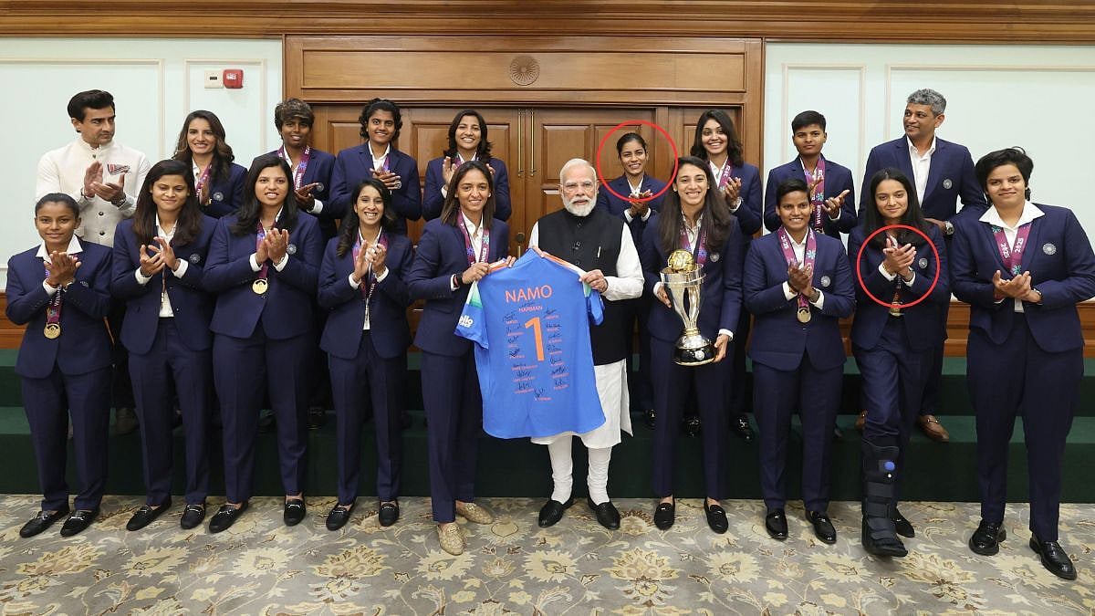 Amanjot Kaur Wins Heart, Gives Her Winners' Medal To Pratika Rawal During Photoshoot With Prime Minister Narendra Modi 