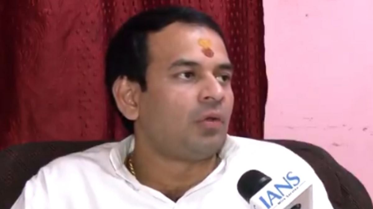 Bihar Elections 2025: 'Will Go With Those Who Give Employment,' Tej Pratap Yadav Hints At Post-Poll...