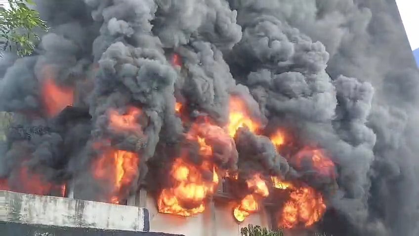 Mumbai News: Massive Fire Guts Textile Factory In Bhiwandi’s Saravali-Gove MIDC; No Casualties Reported- Visual Surfaces 