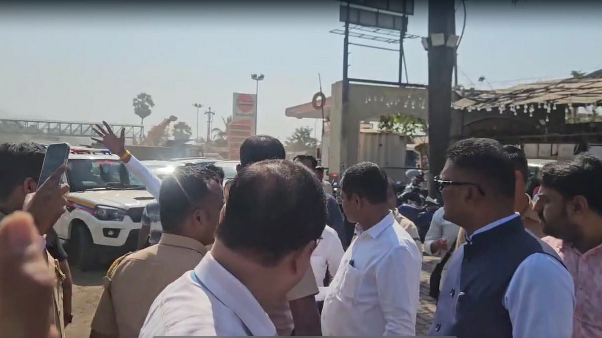 Maharashtra Transport Minister Pratap Sarnaik's Convoy Stopped In Mira Road By Congress Leaders Over...