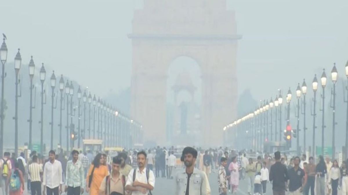 Delhi’s Air Quality Remains In ‘Very Poor’ Zone At AQI 355; Residents Struggle To Breathe Amid Rising Pollution Levels 