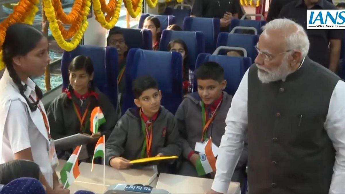 Uttar Pradesh: PM Modi Interacts With Students Aboard Vande Bharat Train In Varanasi - Video 