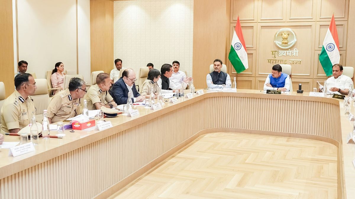 Maharashtra Records 958 e-FIRs, 12,398 Zero FIRs; CM Devendra Fadnavis Pushes Digital Policing & Faster Justice Under New Law 