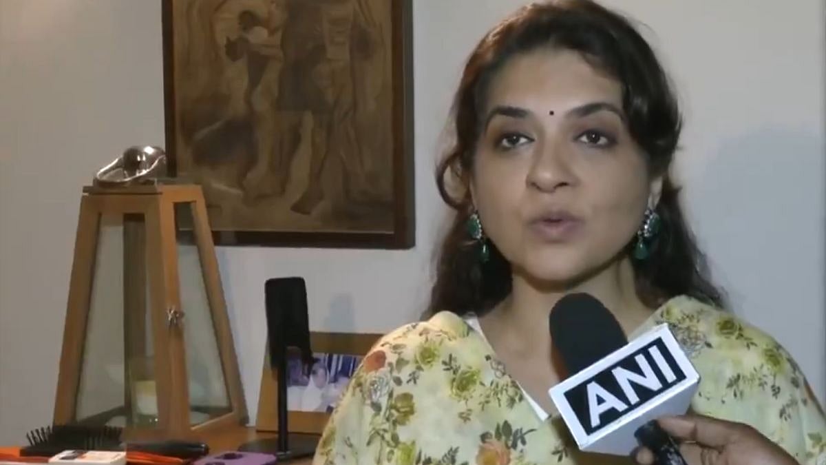 'Gandhi Surname Doesn't Mean You Are Following Mahatma's Principles': Shiv Sena's Shaina NC Slams...
