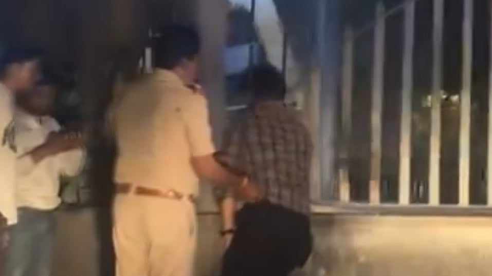 Pimpri-Chinchwad: Biker’s Head Gets Stuck Between Bus Stand Railings After Late-Night Crash On...