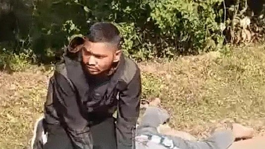 MP Shocker: Jilted Lover Slits Throat Of 23-Year-Old Woman In Broad Daylight In Balaghat; Accused...