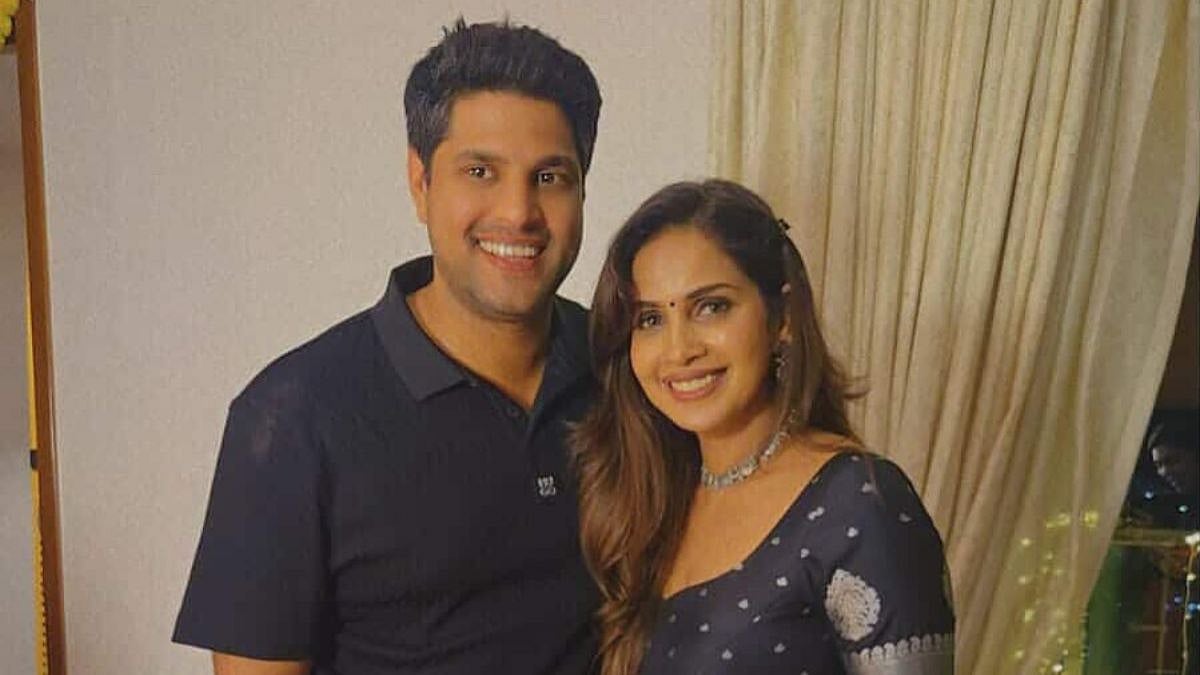Bigg Boss Tamil 4 Star Samyuktha Shanmuganathan Engaged To Former CSK Player Aniruddha Srikanth? Here's What We Know 