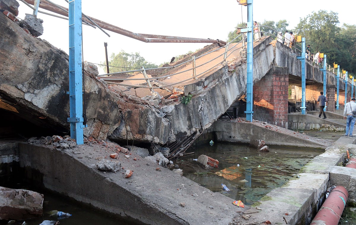 Bhopal News: 40-Year-Old Kerwa Dam Bridge Collapses