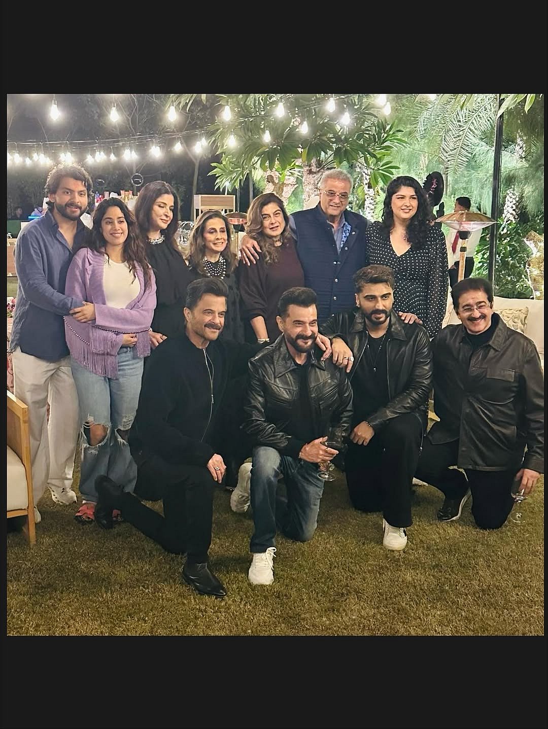 Shikhar Pahariya Holds Girlfriend Janhvi Kapoor Close At Boney Kapoor's 70th Birthday Celebrations