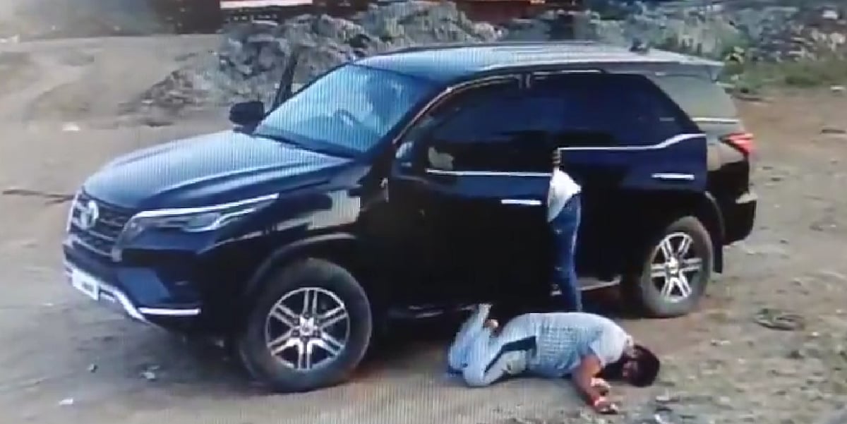Caught On Video: Charholi Murder Inside Fortuner Shocks Pimpri-Chinchwad; Hunt On For Accused