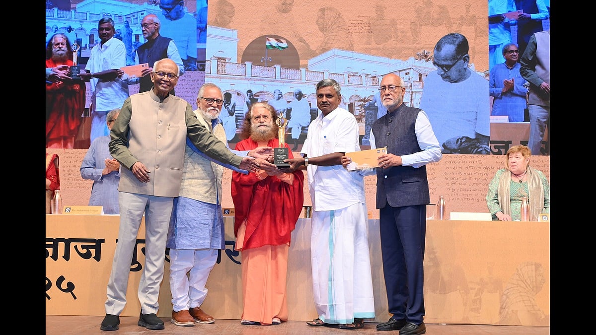 P.M. Murugesan felicitated with Award for Application of Science & Technology for Rural Development at 47th Jamnalal Bajaj Awards