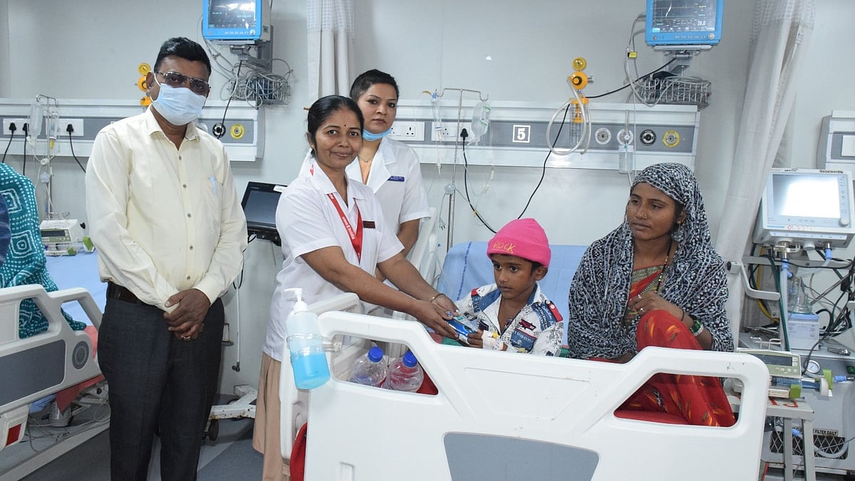 Children's Day Brings Joy To Pediatric Ward At Jalgaon Govt Hospital