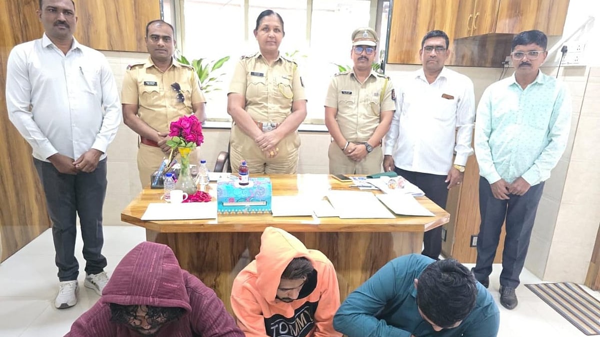Chhatrapati Sambhajinagar: Gang Nabbed With Pistol, Cartridges & Sedative Syrups