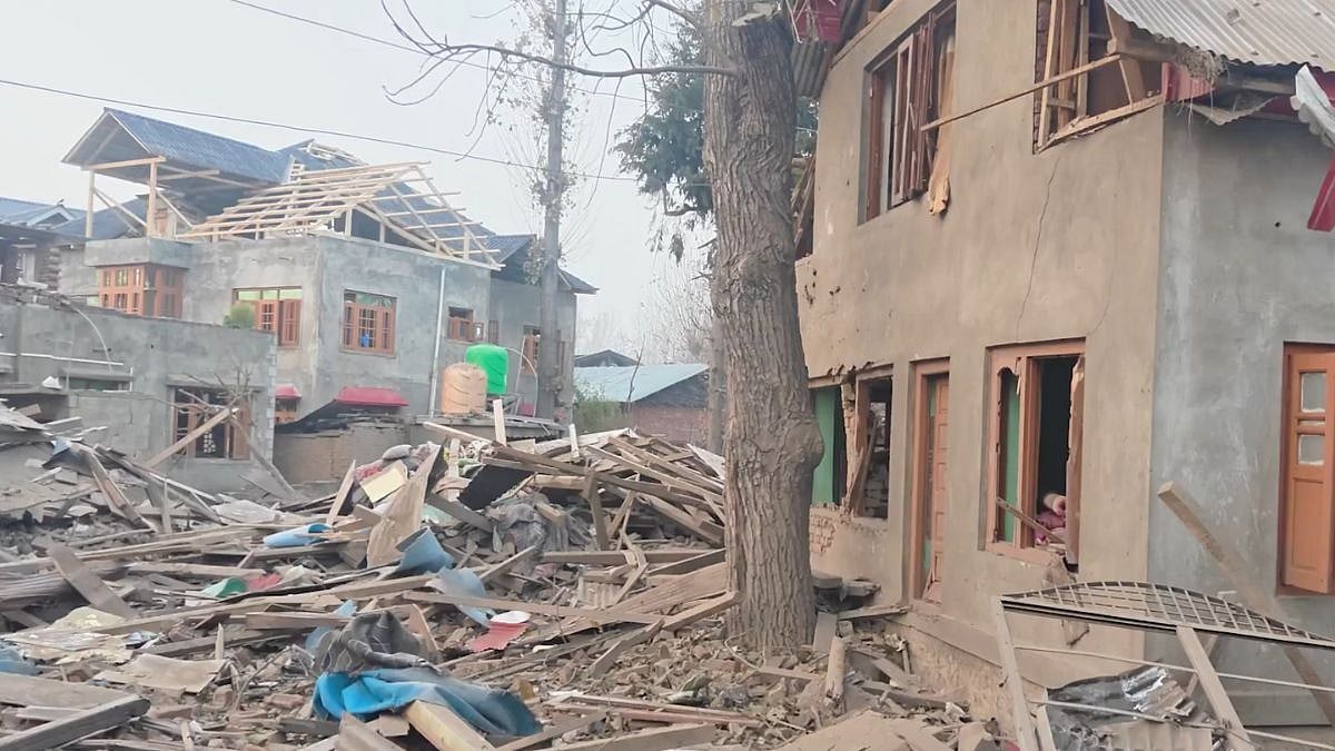J&K: Security Forces Demolish House Of Delhi Blast Accused Dr Umar Nabi In Pulwama; Video Surfaces 