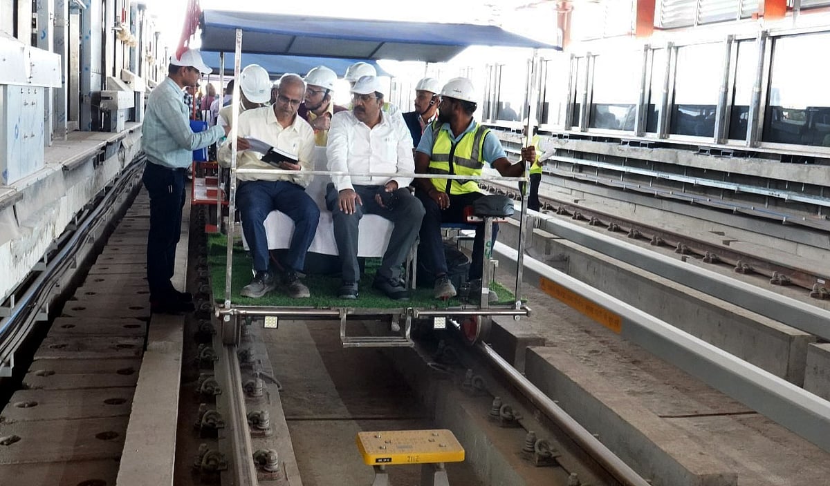 MP News: CMRS Team Checks Public Safety Aspect Of Metro Priority Corridor; MPMRC Hopes To Get...