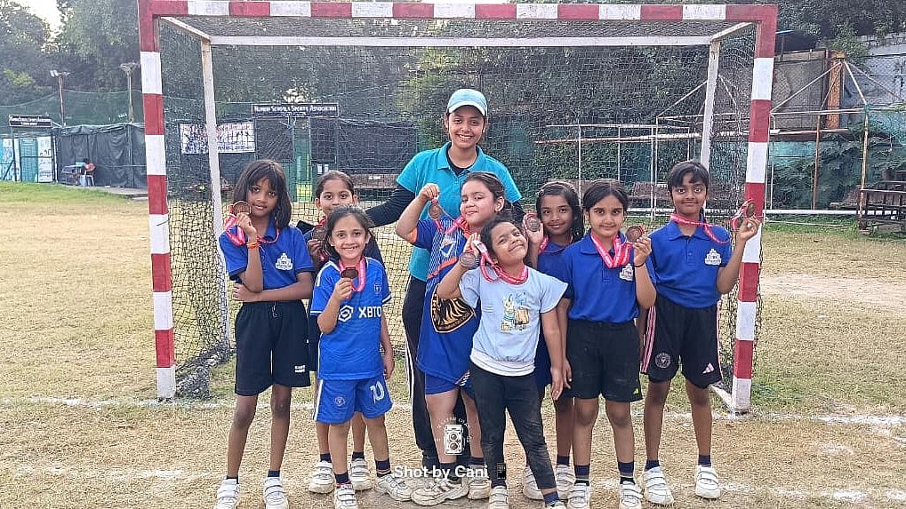 Jamnabai Narsee School defeated St. Anne's High School in the Girls U-8 final.