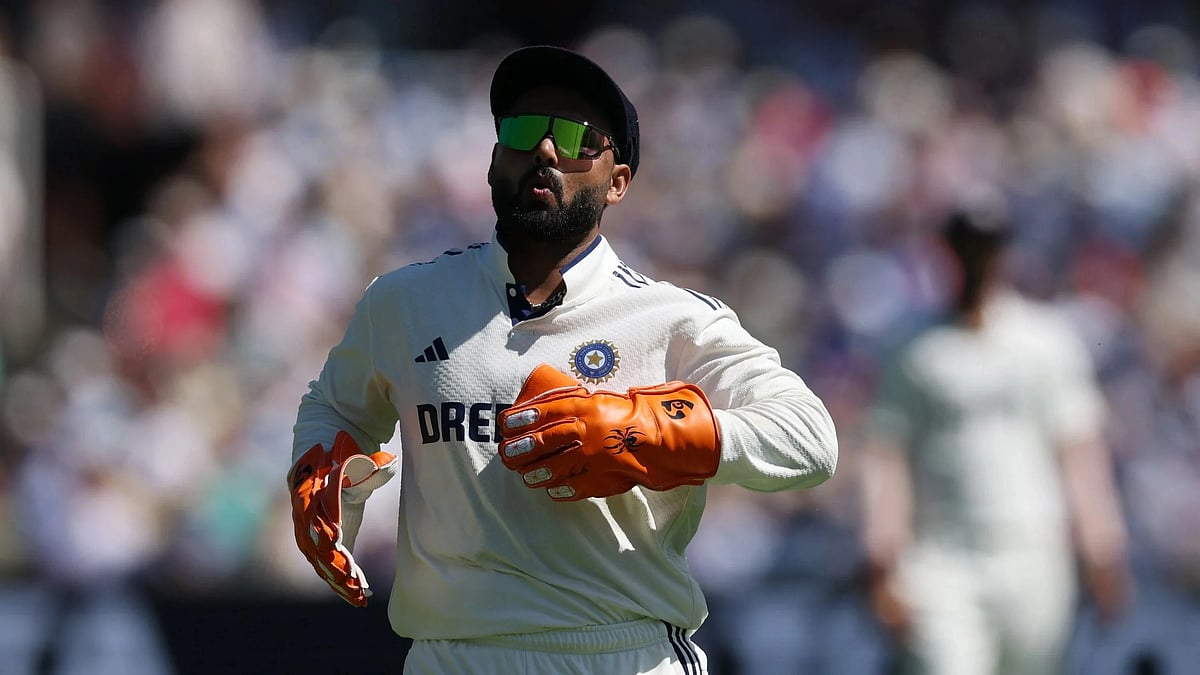 IND vs SA 1st Test: Rishabh Pant Makes HISTORY! India Vice-Captain Breaks Sehwag Record For Most Sixes By An Indian; Video 