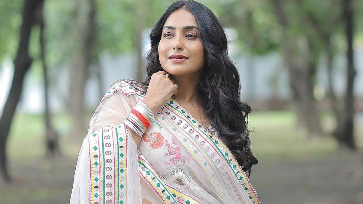 Gujarati Actress Niilam Paanchal Misses Train To Mumbai After Cab Driver Misbehaves & Abuses Her: 'He Threatened to Drop Me Midway' 