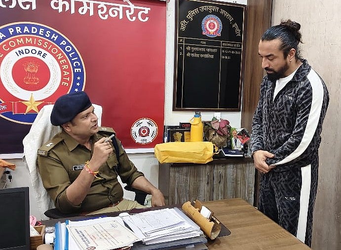 MP News: Actor Ajaz Khan Appears Before Crime Branch For Posting Objectionable Video After Gangster...