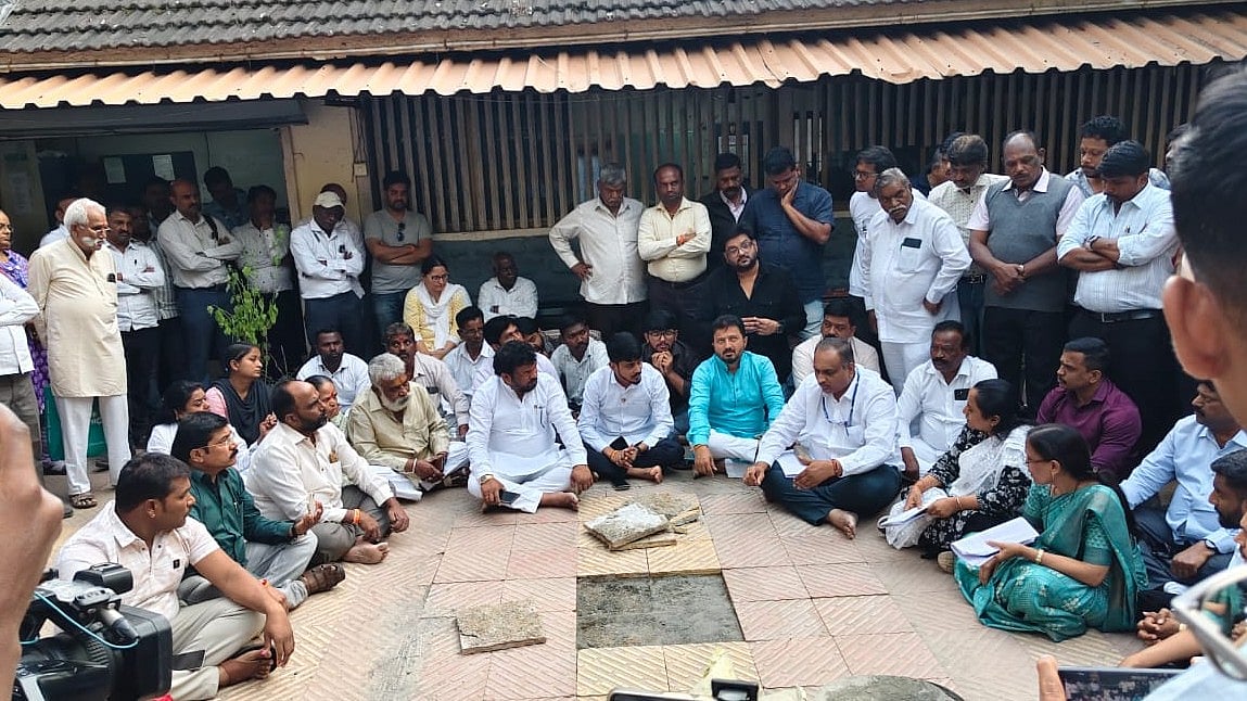 Chhatrapati Shivaji Maharaj Statue Removed Overnight From Pune Tehsil Office; Immediate...