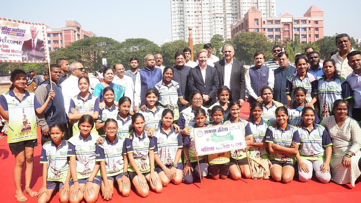 New Zealand Trade Minister Todd McClay Impressed By Advanced Training At Skill Centre In Kandivali 