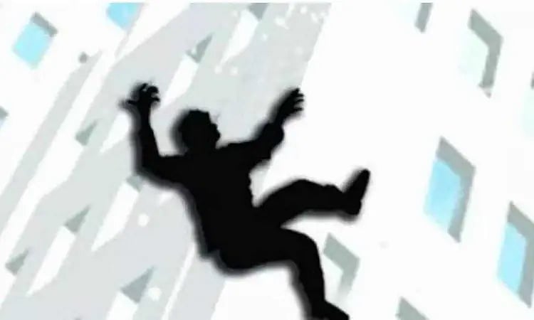 MP News: 8th Grader Jumps From School’s 3rd Floor After Being Caught With Phone; Critically...