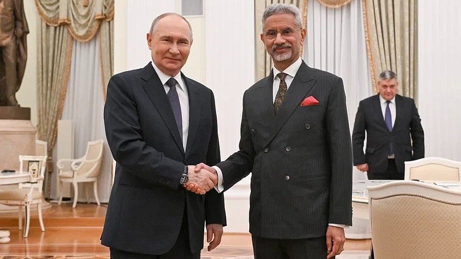 VIDEO: EAM S Jaishankar Meets President Putin In Moscow, Briefs On India–Russia Summit...