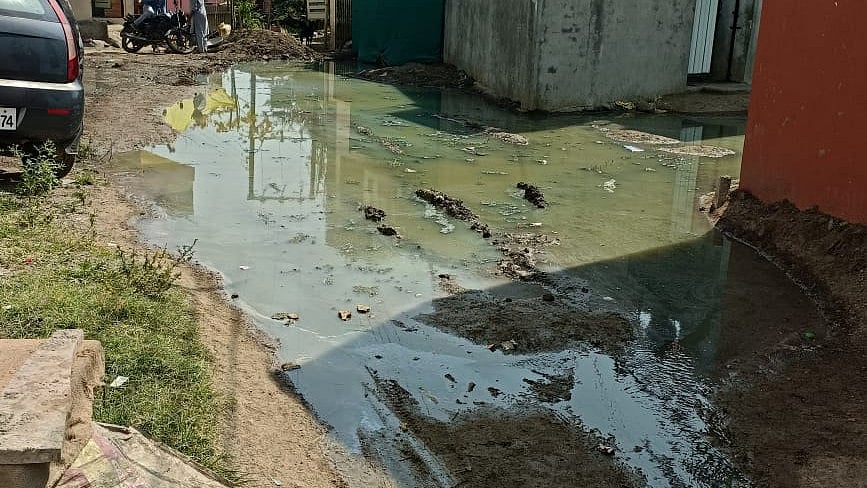 Chhatrapati Sambhajinagar: Sewage Water Floods Roads In Narayannagar, Causing Health Hazards For...