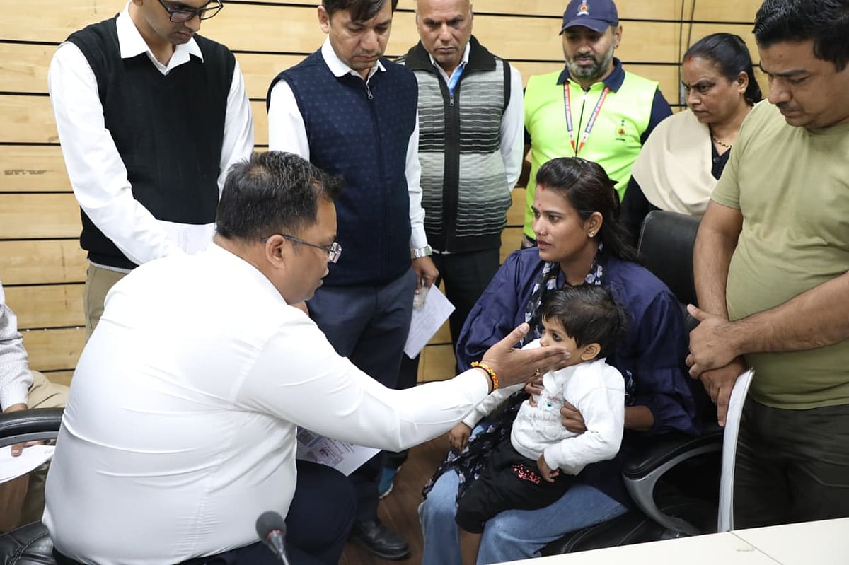 Indore News: Help Sought In Jansunwai To Procure ₹9 Crore Shot For 2-Year-Old Girl; Collector...