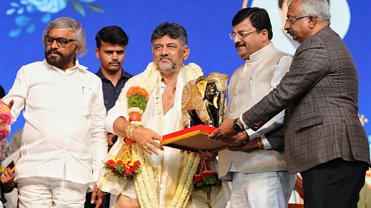 Karnataka Deputy CM Shivakumar Hints At Stepping Down As KPCC Chief But Assures Workers He Will Stay In Frontline Leadership 