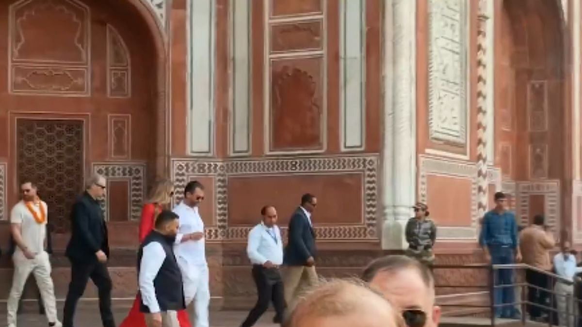 US President's Son Donald Trump Jr Visits Taj Mahal With Wife Vanessa - VIDEO 