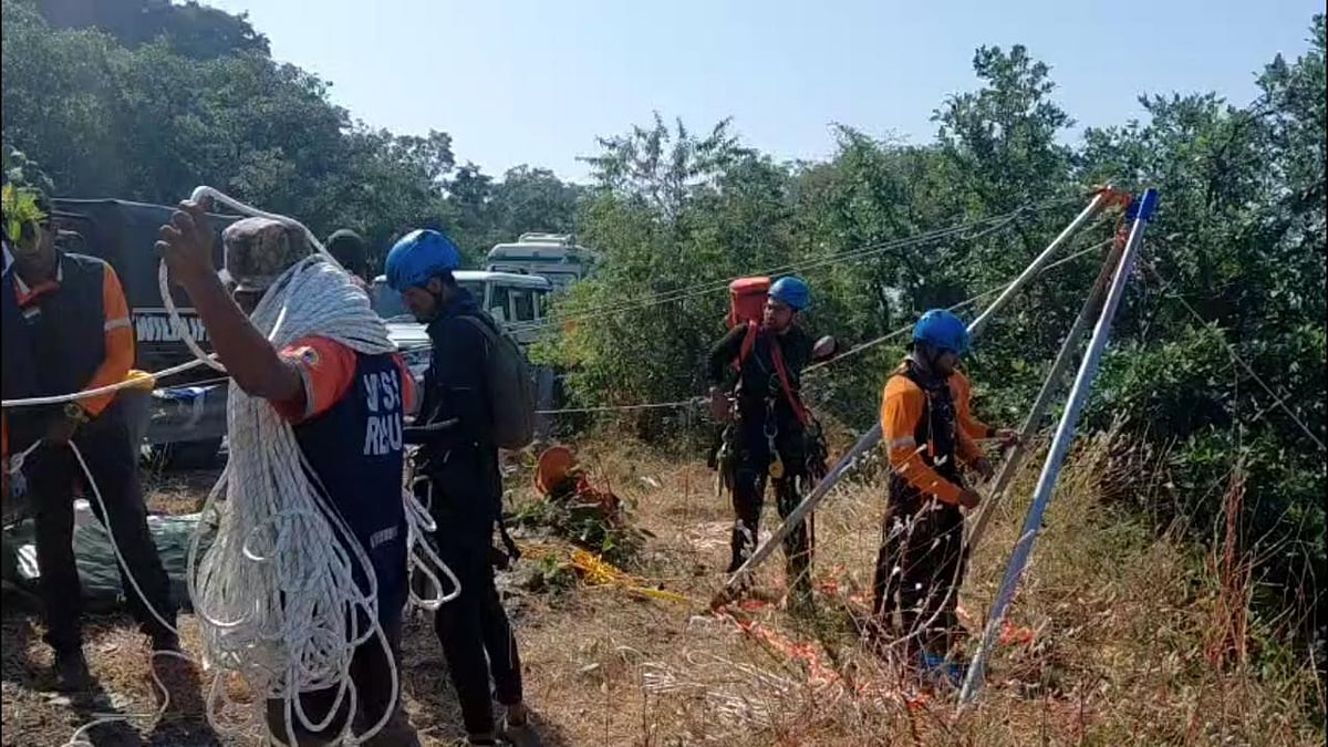 Six Die As SUV Falls 500 Feet At Tamhini Ghat While Heading On Konkan Trip