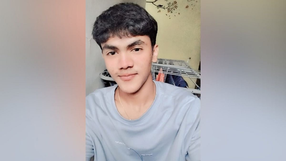 Kalyan Tragedy: 19-Year-Old Student Dies By Suicide After Assault In Crowded Local Train Over Language Dispute; Family Demands Justice | VIDEO 