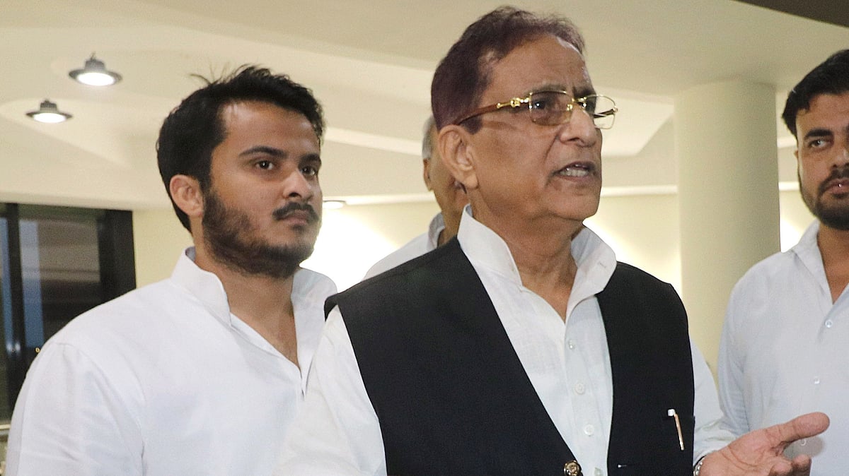 Samajwadi Leader Azam Khan & Son Abdullah Assigned Prisoner Numbers 425 And 426 In Rampur Jail 