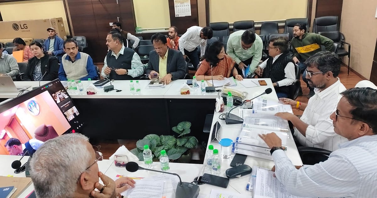 Indore News: 'Take Action, Not Just Issue Notices,' Said IMC Officials